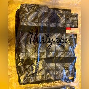 NEW Thirty One Zip Top Utility Totes